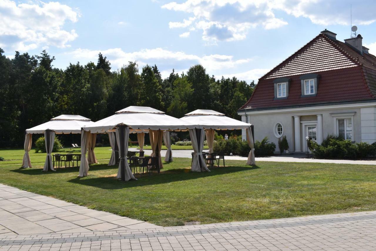 Eco Nieborow Hotell Eksteriør bilde